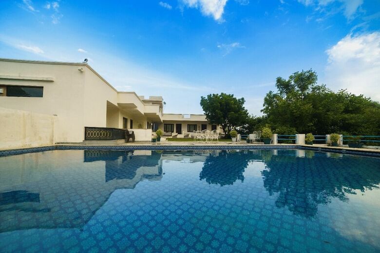 Hotel Devraj Villa-a Luxury Homestay With Pool