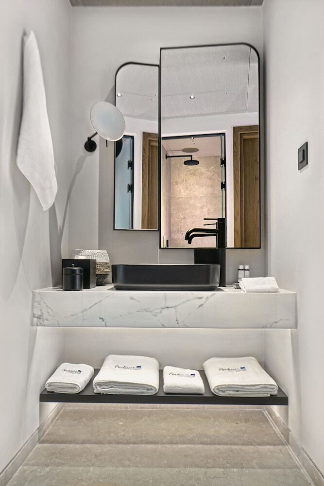 Hotel Radisson Blu Zaffron Resort, Santorini
