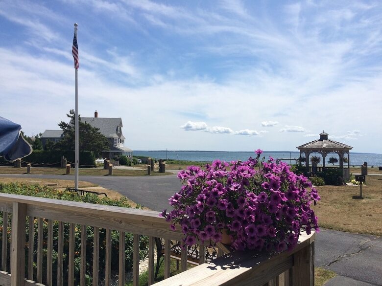 Hotel Mariner's Point Resort