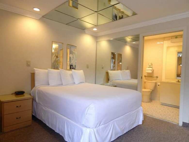 Motel Commack Inn