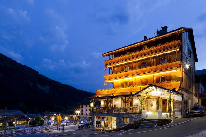 Hotel H�tel La Croix Saint Maurice