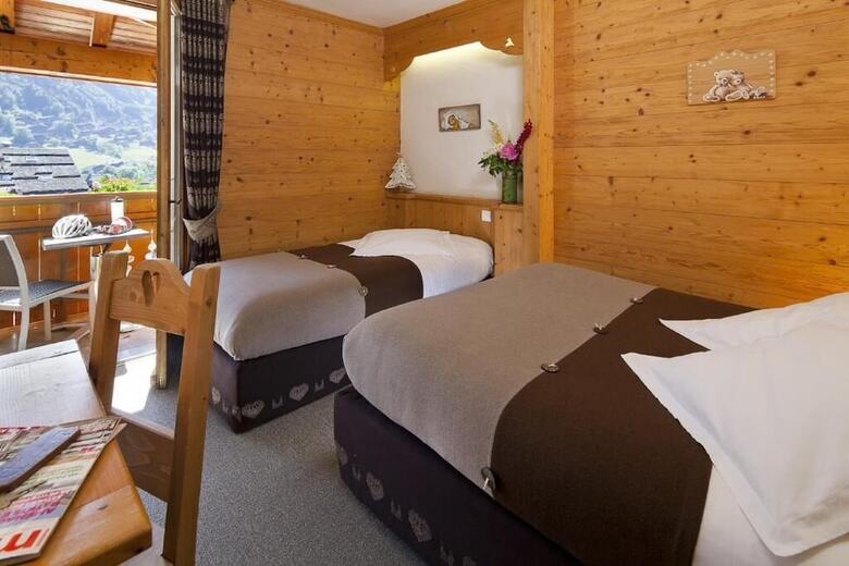 Hotel H�tel La Croix Saint Maurice