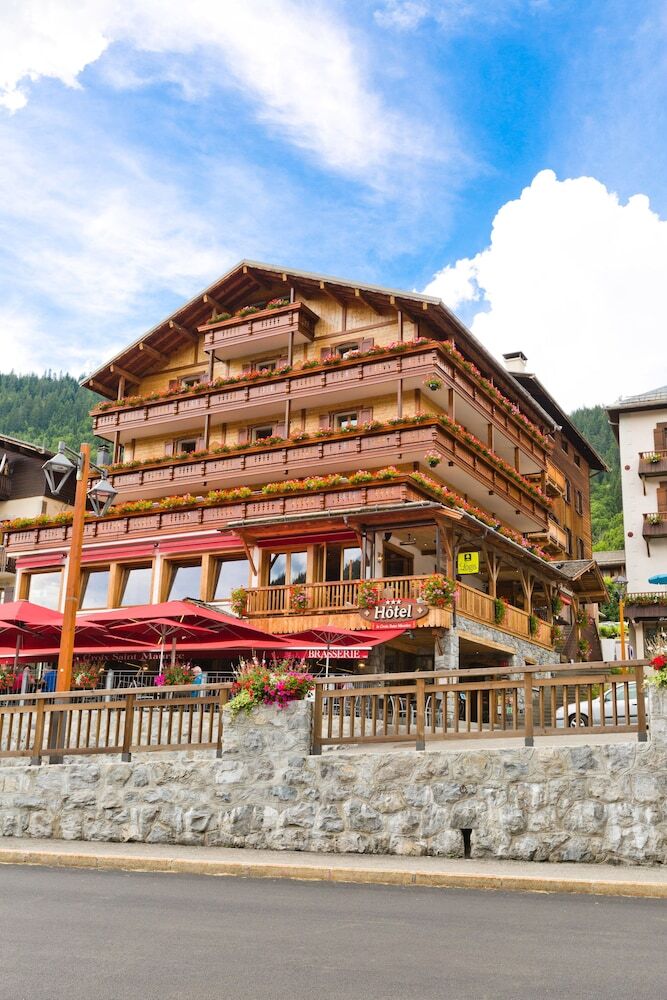 Hotel H�tel La Croix Saint Maurice