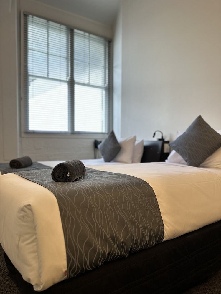Gamma Hotel