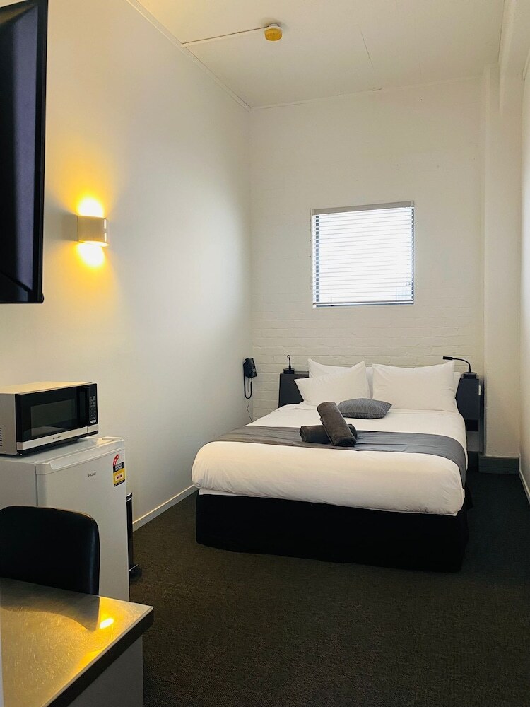 Gamma Hotel