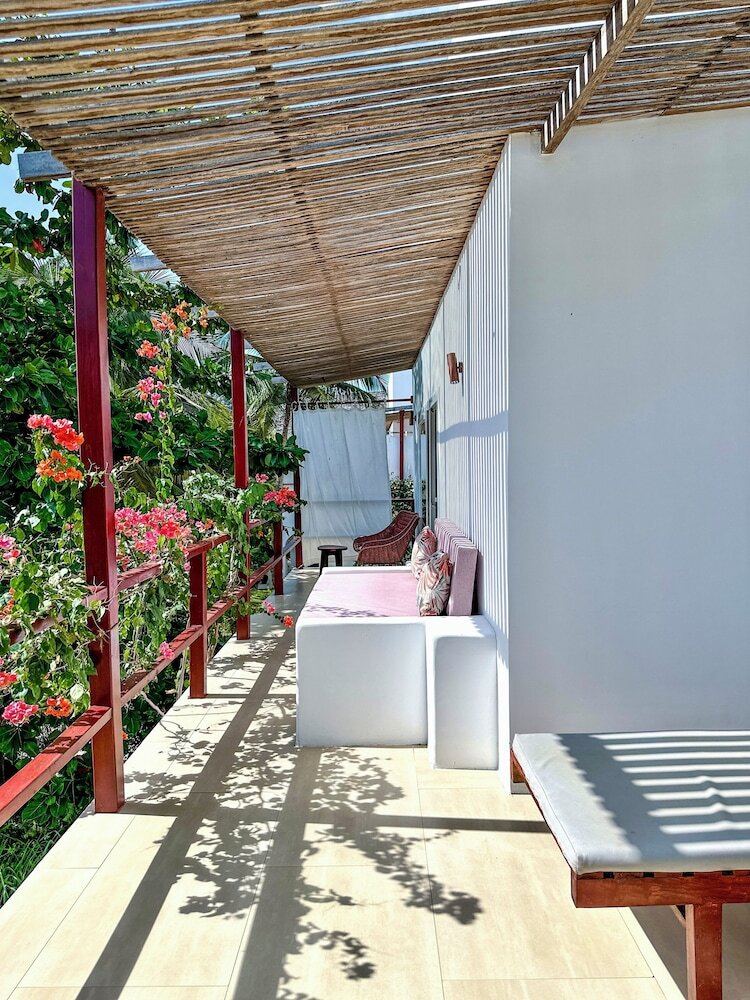 Alma Boutique Hotel