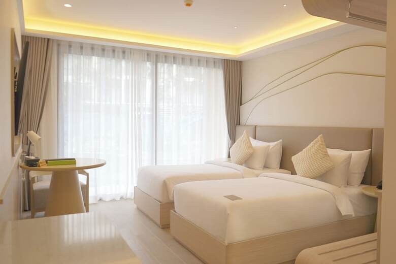 Hotel Wyndham Garden Naithon Phuket