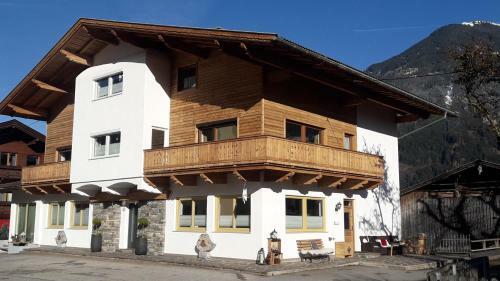 Apartamento Appartement Catrin Mit Wellnessbereich