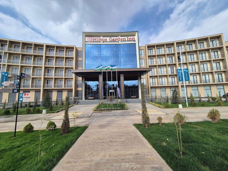 Hotel Hilton Garden Inn Termez Airitom
