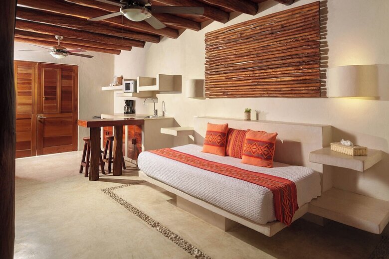 Hotel Exe El Pueblito