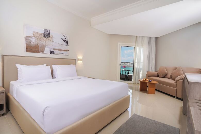 Hotel Triumph White Sands