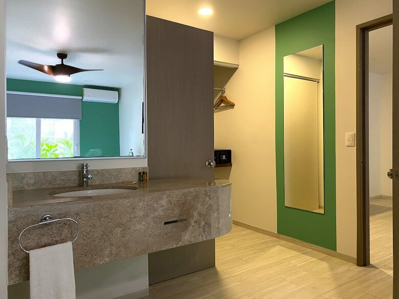 Siente Tulum Hotel & Cenote Club