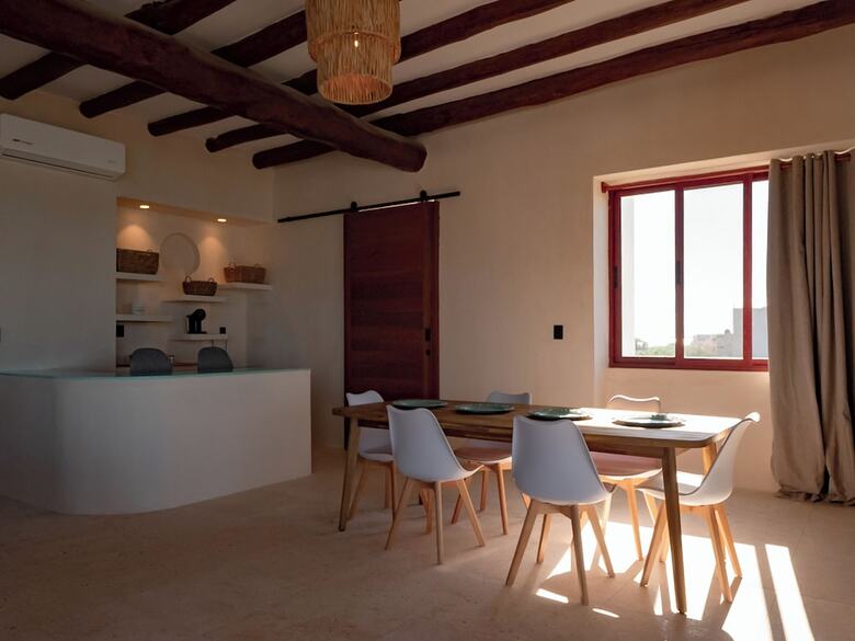 Beachfront Hotel Boutique Dk