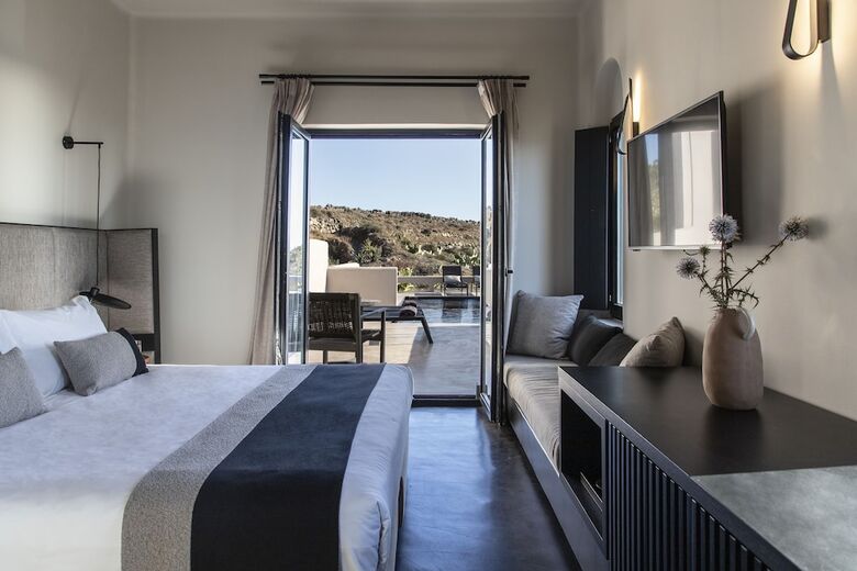 Hotel Nimbus Santorini