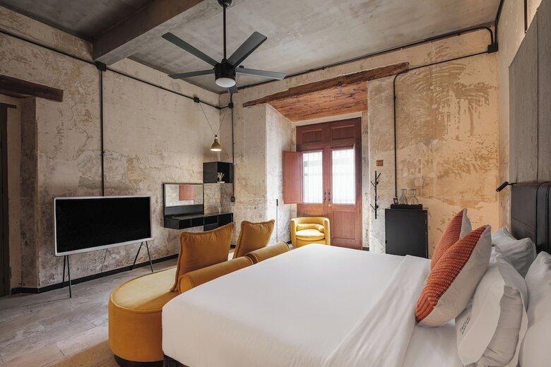 Hotel Pug Seal Oaxaca