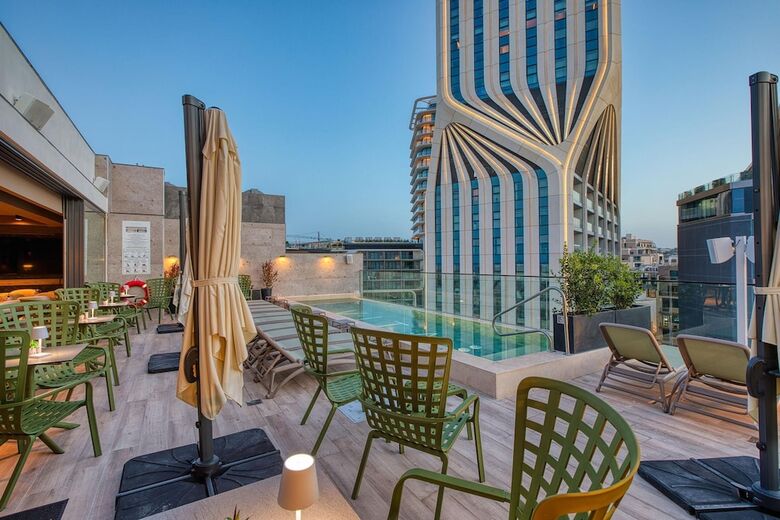 Vita Hotel