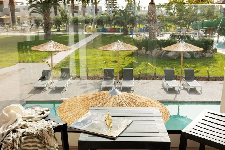 Hotel Akti Coast Club