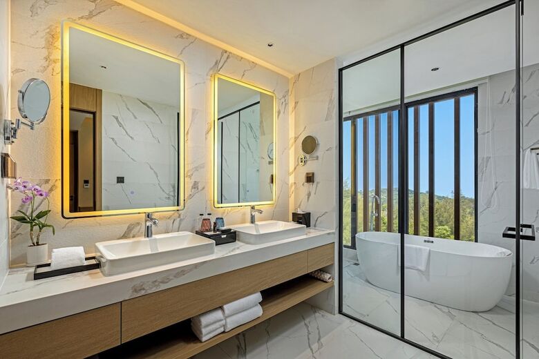 Hotel Laya Resort Phuket