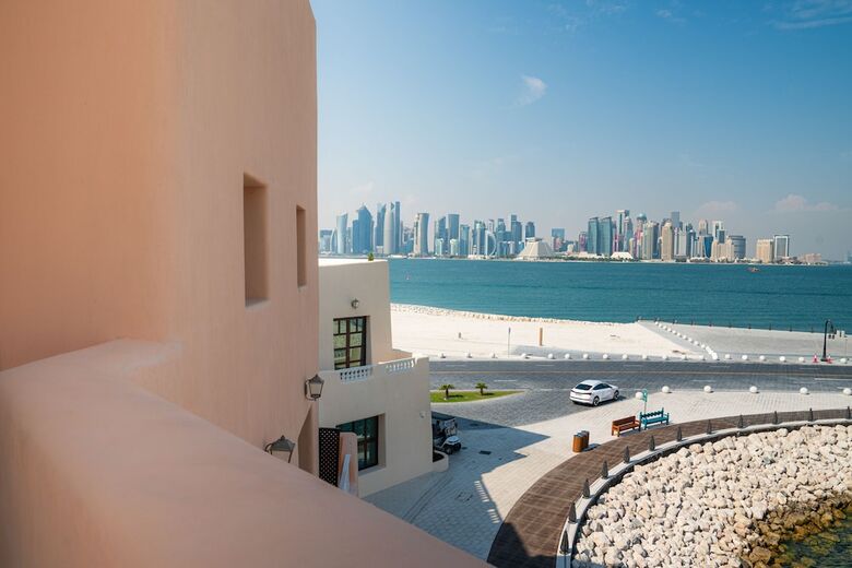 Aparthotel Mina Hotel And Residences By The Torch