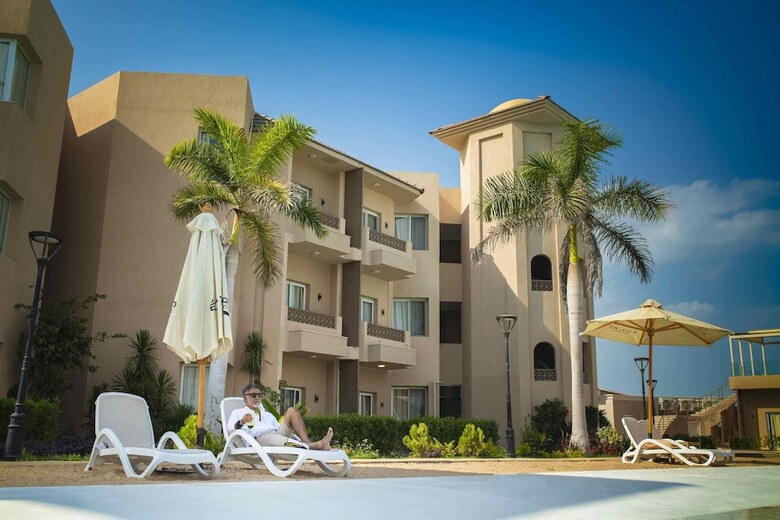 Aparthotel Marom Port Said Resort & Beach