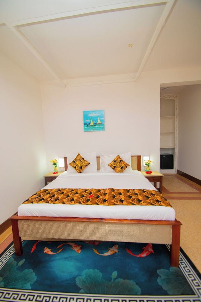 Hotel Protels La Plage