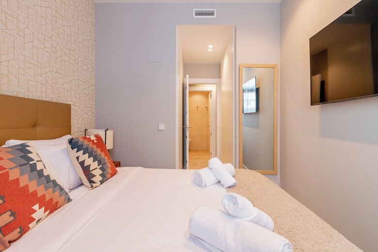 Hotel Home Art Apartments Bernab�u