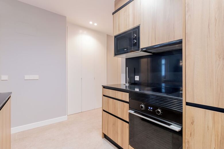 Hotel Home Art Apartments Bernab�u