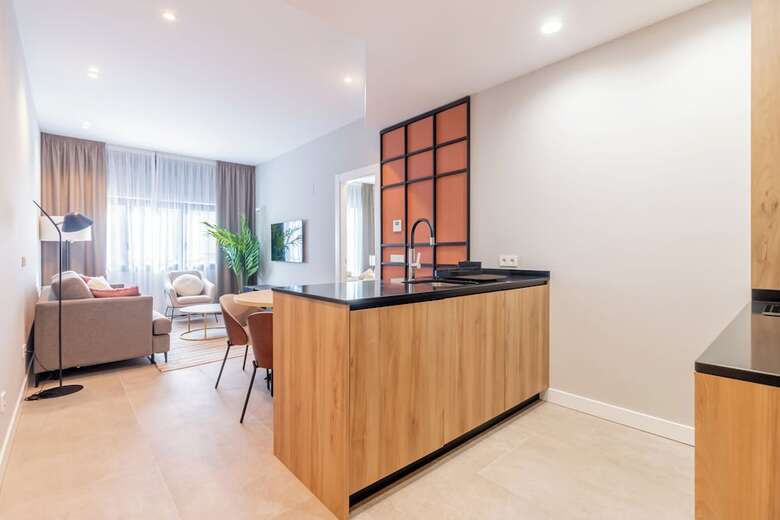 Hotel Home Art Apartments Bernab�u