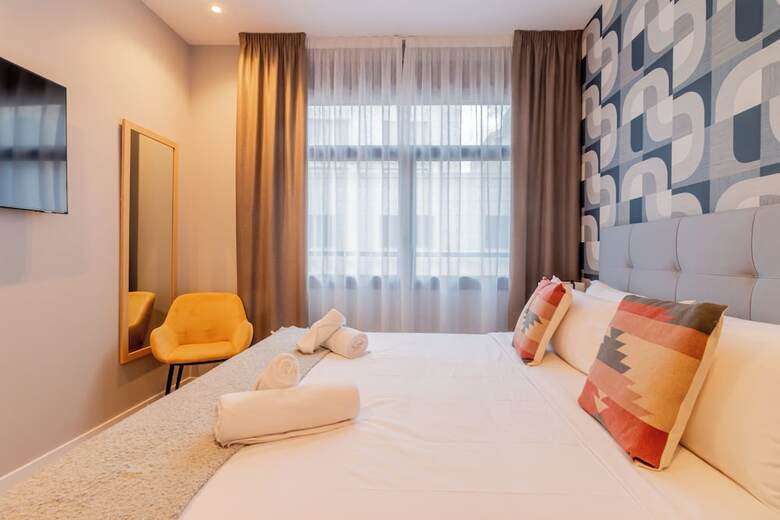 Hotel Home Art Apartments Bernab�u