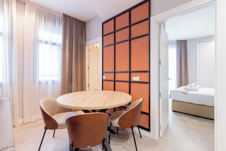Hotel Home Art Apartments Bernab�u