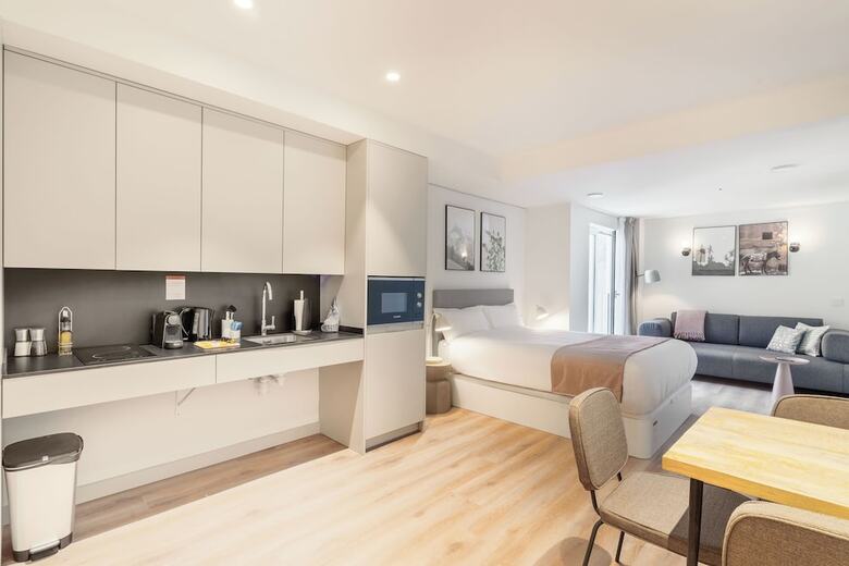 Aparthotel Limehome Madrid Calle Hurtado De Mendoza