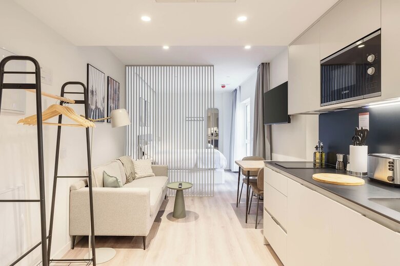 Aparthotel Limehome Madrid Calle Hurtado De Mendoza