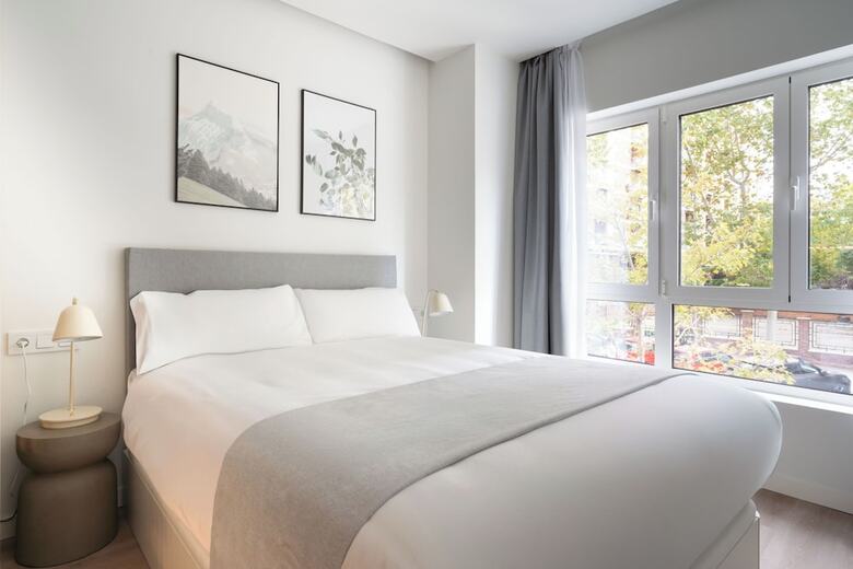 Aparthotel Limehome Madrid Calle Hurtado De Mendoza