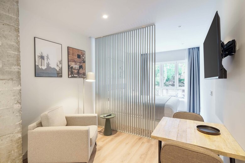 Aparthotel Limehome Madrid Calle Hurtado De Mendoza