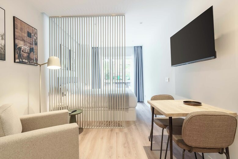Aparthotel Limehome Madrid Calle Hurtado De Mendoza