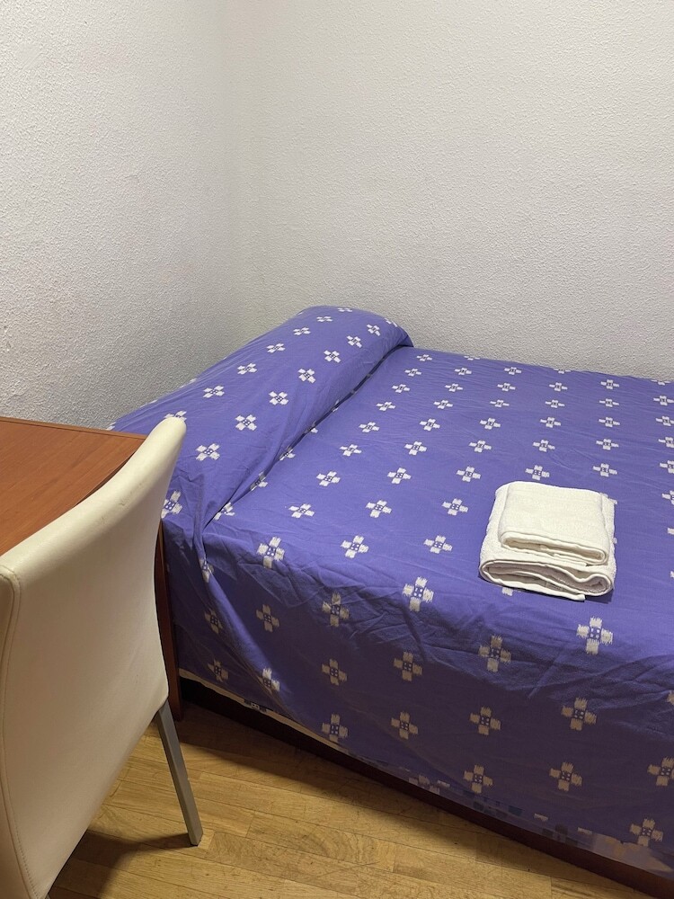 Bed & Breakfast Flor Baja Hostal