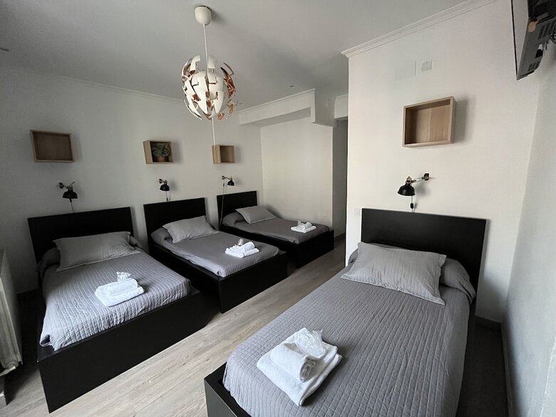 Hostal Inter Plaza Mayor - Auto Check-in