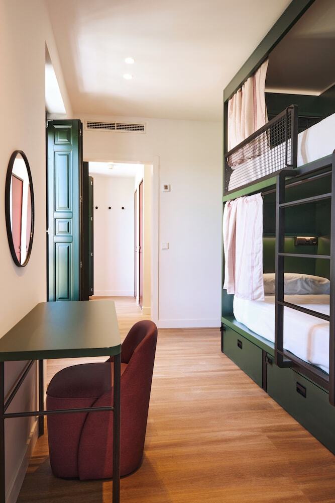 Hotel Latroupe Prado