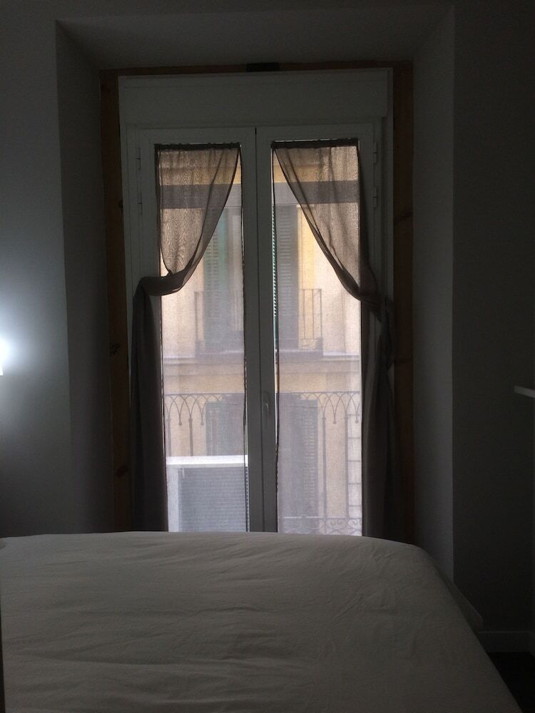Diezmadrid Hostal