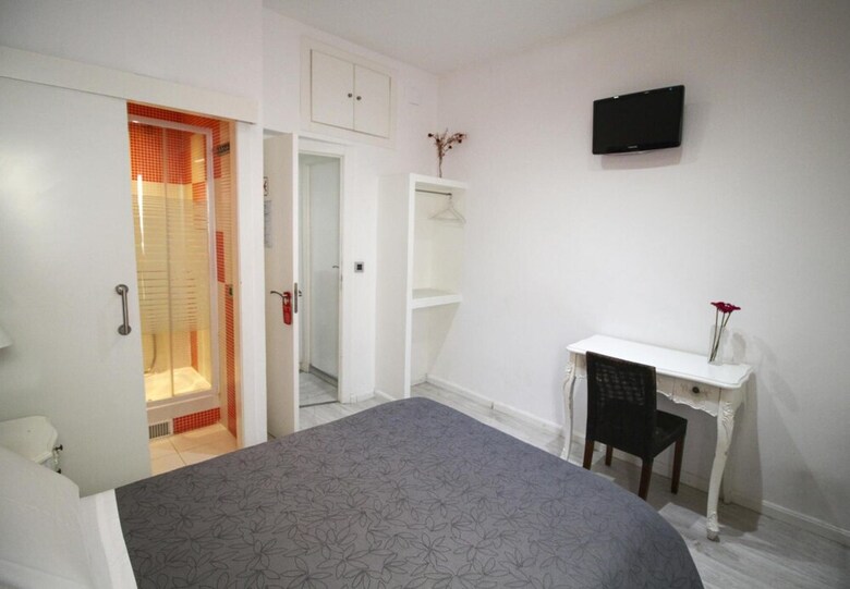 Hostal Foster