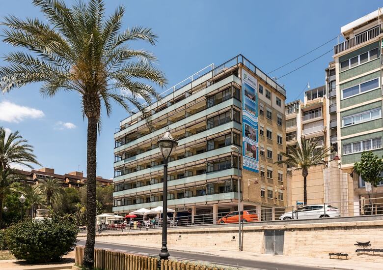 Aparthotel Apartamentos Flats Friends Atlantida