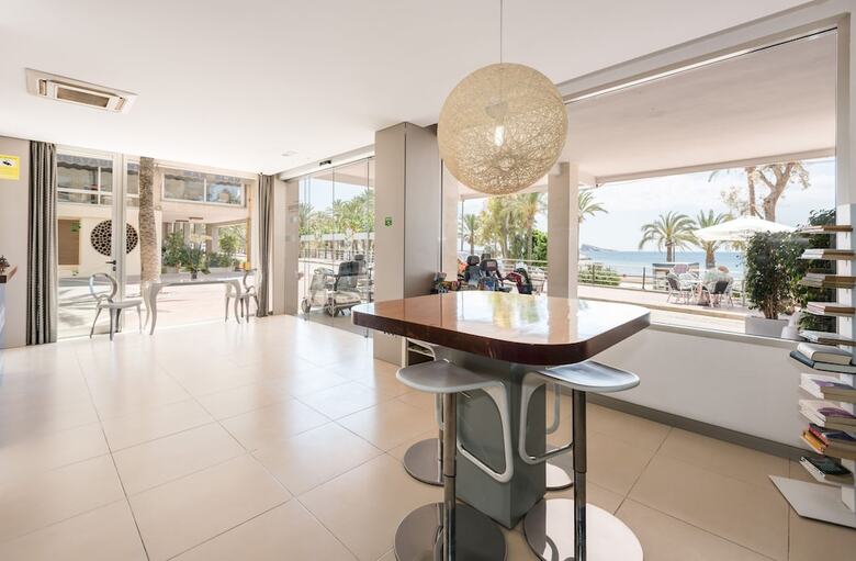 Aparthotel Apartamentos Flats Friends Atlantida