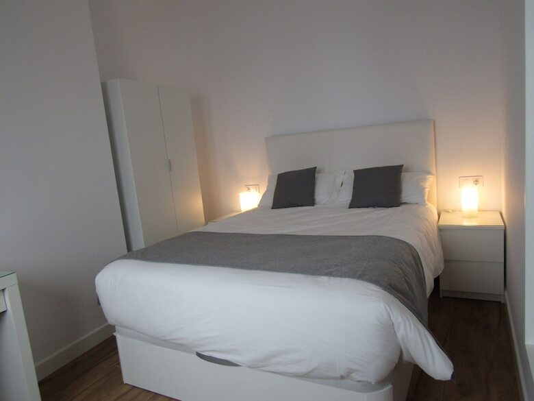 Aparthotel Apartamentos Santa Mar�a 15