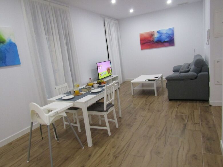 Aparthotel Apartamentos Santa Mar�a 15