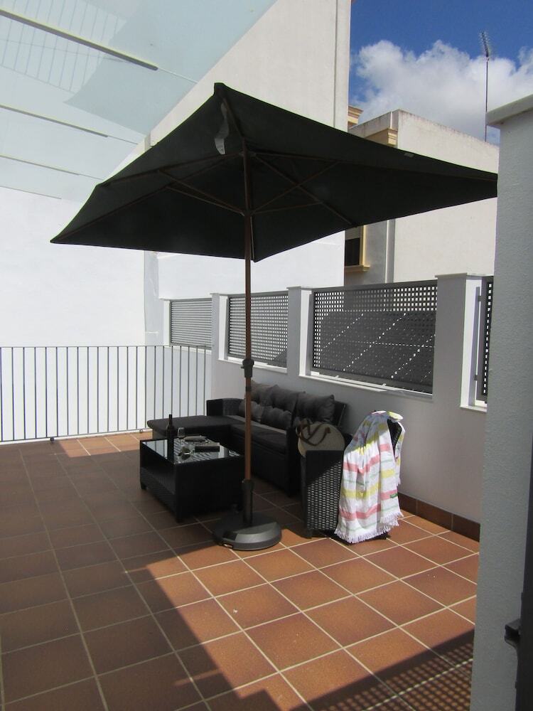 Aparthotel Apartamentos Santa Mar�a 15