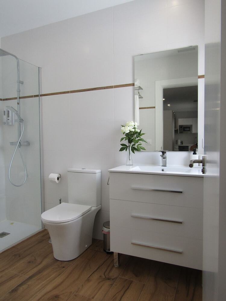 Aparthotel Apartamentos Santa Mar�a 15
