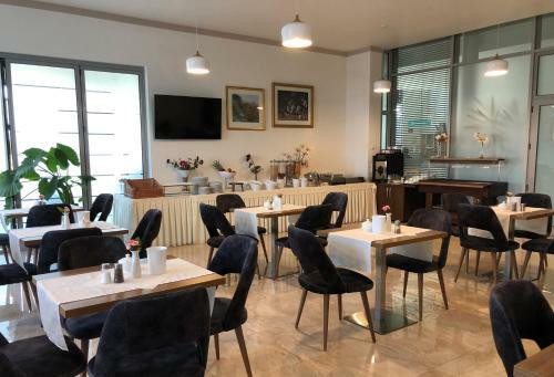 Hotel Rheinbr�cke