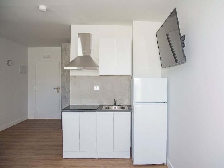 Aparthotel Apartamentos Santander Malia�o Suites 3000