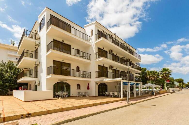 Aparthotel Bella Maria Apartments & Pool Club