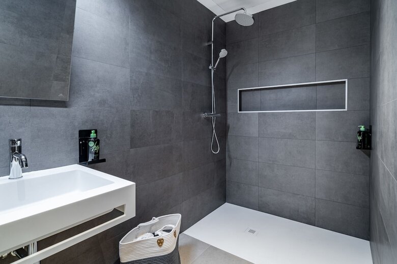 Aparthotel Limehome Sevilla Ronda De Capuchinos